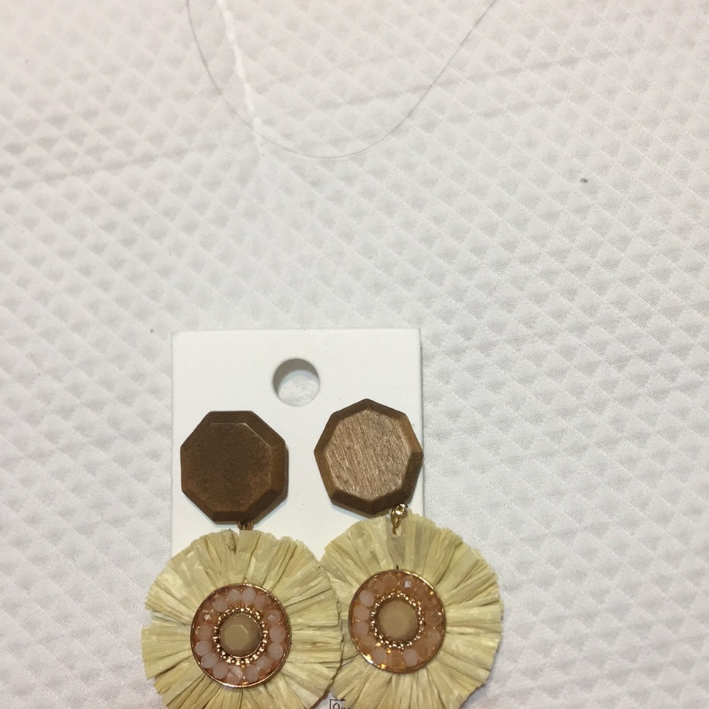 Earings